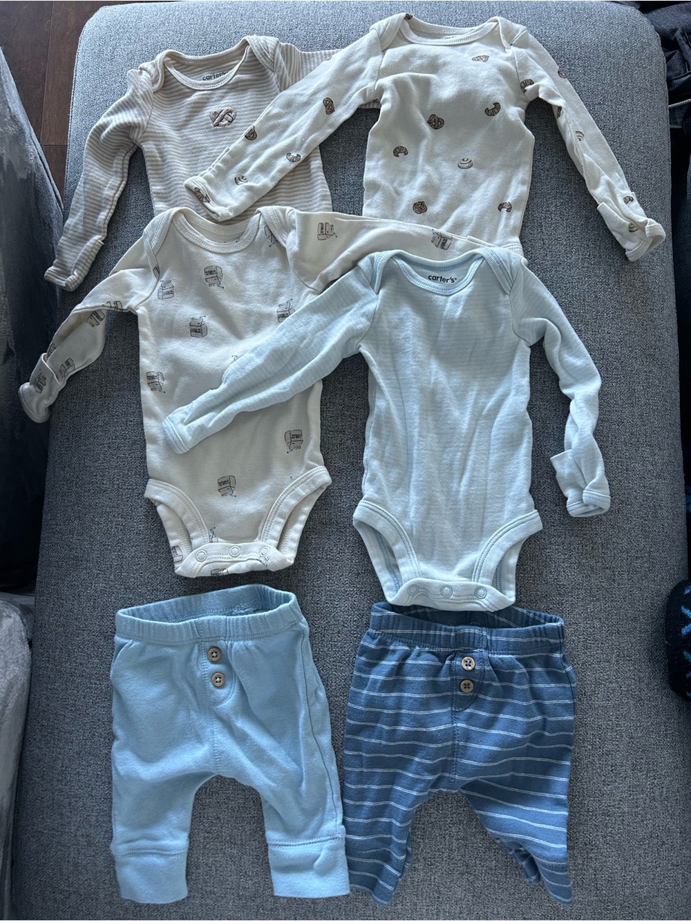 Carter's Baby Blue & Cream Long-Sleeve Onesie Bodysuit Newborn Set